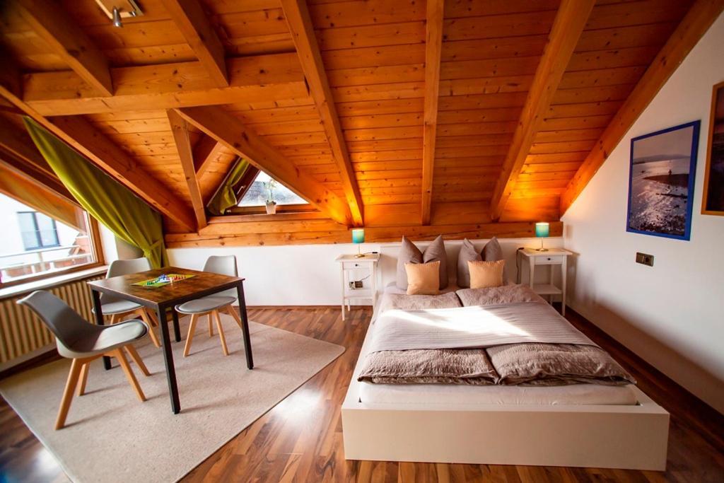 Haus Rose Bed & Breakfast Аленсбах Екстериор снимка