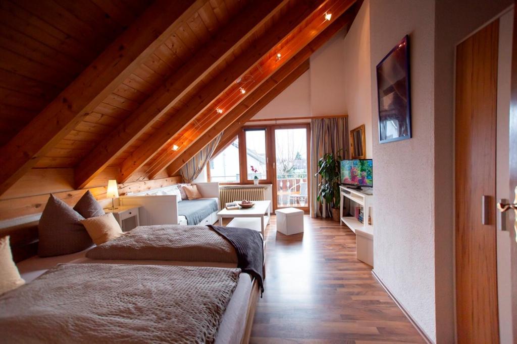Haus Rose Bed & Breakfast Аленсбах Екстериор снимка